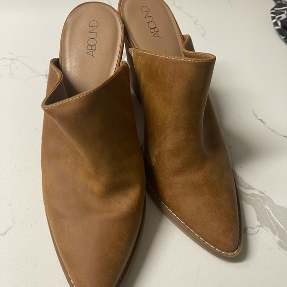 Maya Block Heel Mule by Abound 8M - Picture 3 of 6